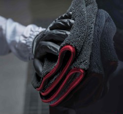 PANNO MICROFIBRA 40x40cm Bordo vellutato.